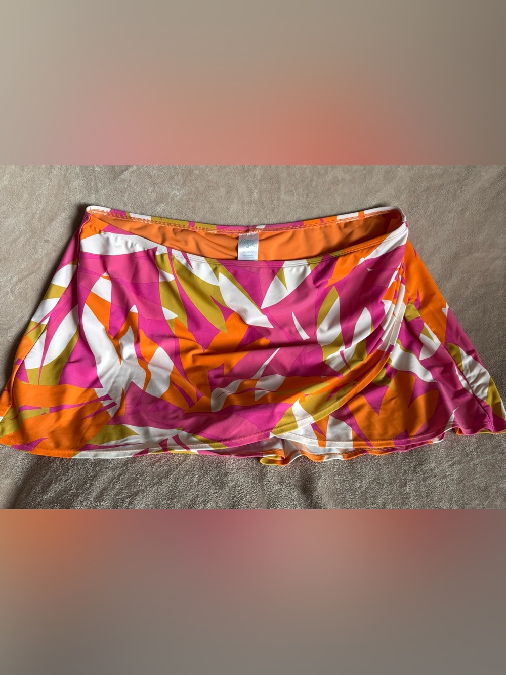 Kona Sol Kasper Pink & Orange Abstract Print Swim Skirt Women’s Plus 2X(20-22)